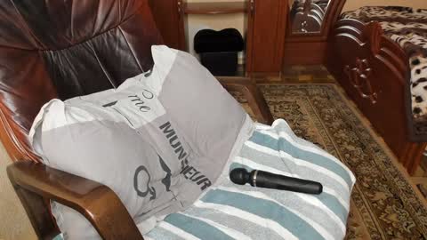 alicee_diaz online show from October 7, 10:30 am