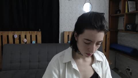 alicee_logan_ online show from January 5, 3:00 am