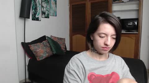 alicee_logan_ online show from January 6, 3:32 am