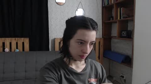 alicee_logan_ online show from January 18, 2:03 am