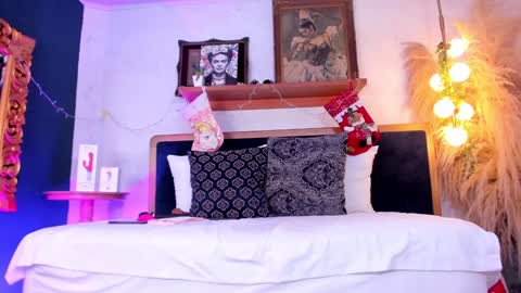 Aleja  online show from December 23, 11:47 am