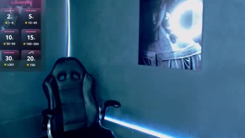 Snapshot of alicefit_212 chatting on October 2, 6:13 pm alicefit_212 online show from October 2, 6:13 pm