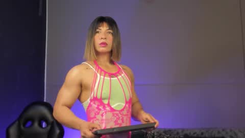 alicefit_212 online show from November 2, 12:41 pm