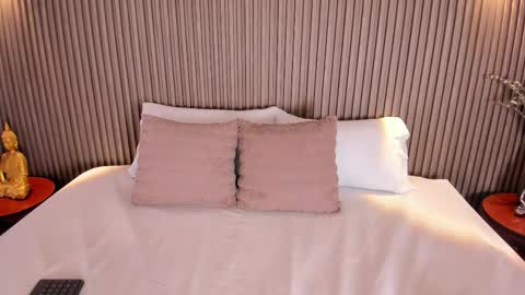 Snapshot of alicehanz_ chatting on September 26, 5:27 am Alice online show from September 26, 5:27 am