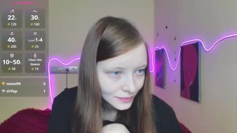 Alie online show from September 28, 1:23 am