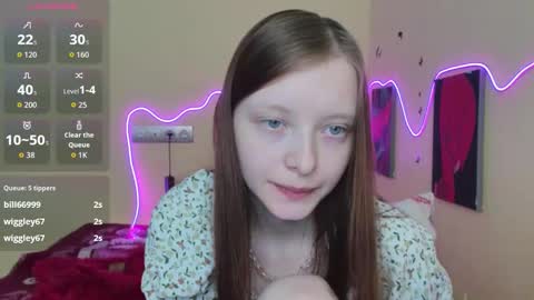 Alie online show from October 12, 5:32 am