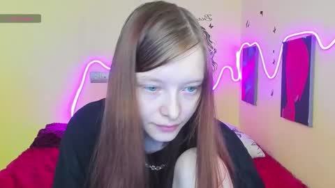 Alie online show from September 19, 1:15 am