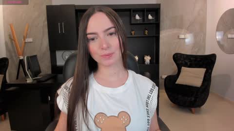 Snapshot of aliceharperx chatting on January 3, 3:05 am Alice online show from January 3, 3:05 am