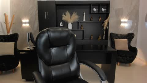 Snapshot of aliceharperx chatting on March 6, 3:35 am Alice online show from March 6, 3:35 am