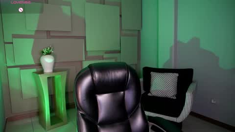 Alice online show from April 14, 10:21 pm