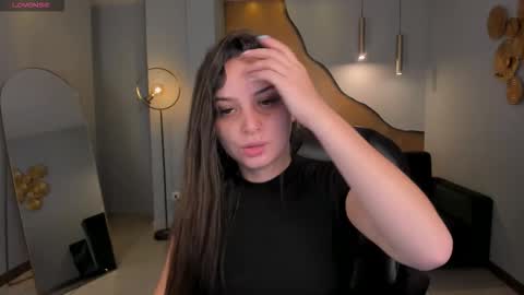 Snapshot of aliceharperx chatting on October 16, 6:43 pm Alice online show from October 16, 6:43 pm