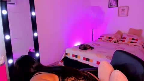 Snapshot of alicekiing_ chatting on September 14, 2:53 am ALICEKIING online show from September 14, 2:53 am