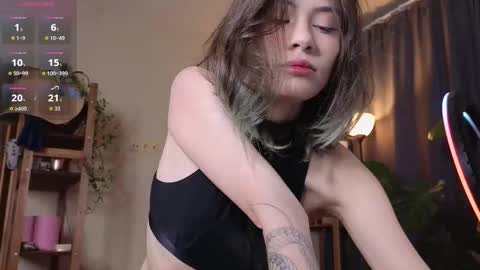 Alice  vacation  online show from October 18, 9:27 pm