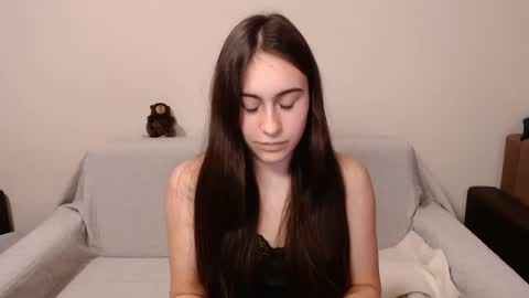 Snapshot of alicekollt chatting on March 4, 3:37 pm alicekollt online show from March 4, 3:37 pm