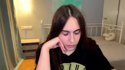 alicekollt online show from July 12, 8:20 pm