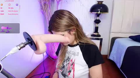 alicemillerr_ online show from September 9, 7:24 pm