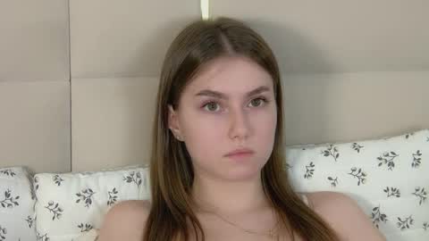 alicemoreno online show from September 16, 7:00 pm
