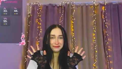 Alice online show from December 19, 3:08 pm