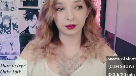 aliceriddle1 online show from April 12, 11:06 pm