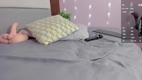          online show from November 22, 10:12 pm