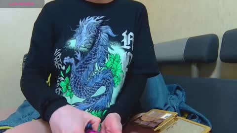 AliceWoolfy online show from March 28, 9:57 pm