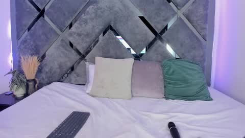 Snapshot of alicia_jerez1 chatting on February 10, 1:22 pm Alice online show from February 10, 1:22 pm
