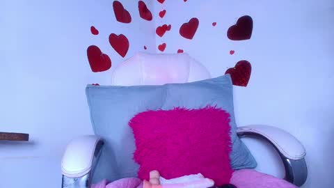 Snapshot of alicia_kyse chatting on February 11, 3:08 am Alicia Kyse online show from February 11, 3:08 am