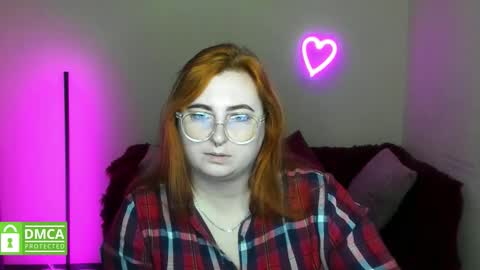 Snapshot of alicia_side_red chatting on October 23, 11:27 am Alicia online show from October 23, 11:27 am