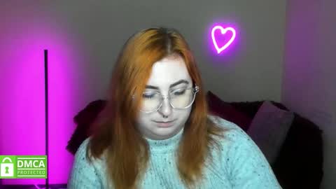 Snapshot of alicia_side_red chatting on October 22, 11:26 am Alicia online show from October 22, 11:26 am