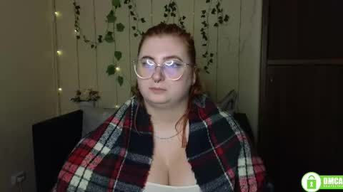 Snapshot of alicia_side_red chatting on October 10, 11:26 am Alicia online show from October 10, 11:26 am