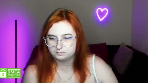 Snapshot of alicia_side_red chatting on October 2, 11:26 am Alicia online show from October 2, 11:26 am