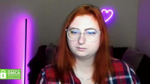 Snapshot of alicia_side_red chatting on September 28, 5:47 am Alicia online show from September 28, 5:47 am