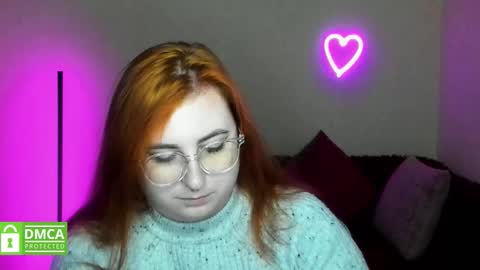 Snapshot of alicia_side_red chatting on October 16, 11:46 am Alicia online show from October 16, 11:46 am