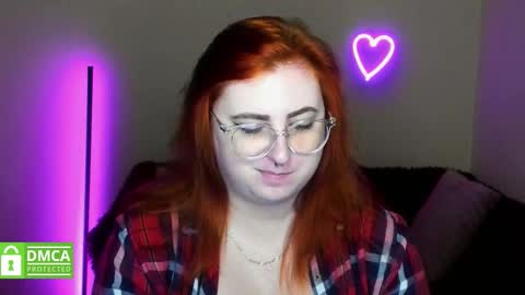 Snapshot of alicia_side_red chatting on September 30, 6:08 am Alicia online show from September 30, 6:08 am