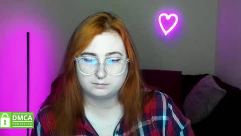 Snapshot of alicia_side_red chatting on October 9, 11:25 am Alicia online show from October 9, 11:25 am