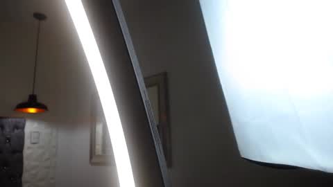 Snapshot of alicia_wonder_dl chatting on February 8, 11:44 am Ali online show from February 8, 11:44 am