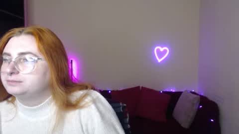 Alicia online show from December 21, 12:42 pm