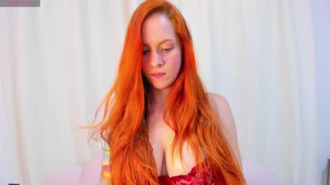 Snapshot of aliciakozlov chatting on January 21, 10:19 pm aliciakozlov online show from January 21, 10:19 pm