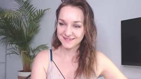 Alicia online show from January 27, 7:56 am