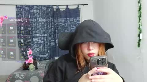 aliciia_23 online show from February 5, 2:47 am