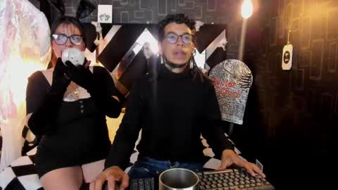 AlienHigh  Lnoir online show from October 17, 9:01 am