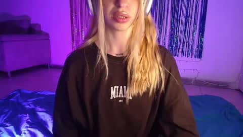 Alina  online show from October 31, 2:46 am