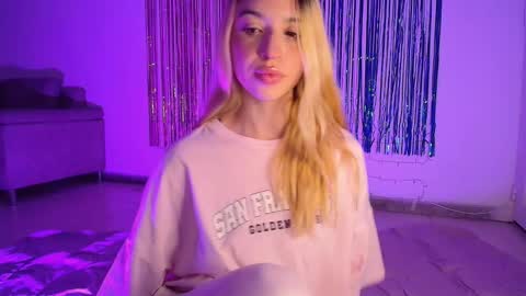 Alina  online show from November 6, 3:01 am