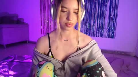 Alina  online show from October 27, 3:13 am