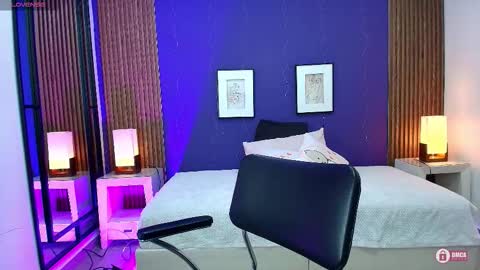 Snapshot of alina_martinelli chatting on October 27, 11:39 am Alina online show from October 27, 11:39 am