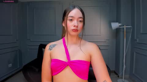 Snapshot of alinakravitz_ chatting on September 11, 12:16 pm alinakravitz_ online show from September 11, 12:16 pm