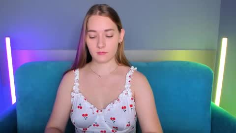 alinawise online show from December 17, 1:07 am