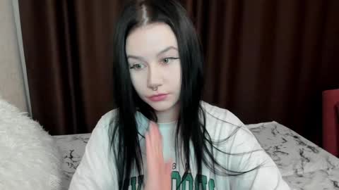 Aline Greeeen online show from December 19, 12:45 am