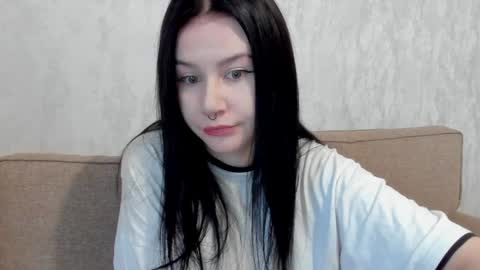 Aline Greeeen online show from December 3, 3:40 am