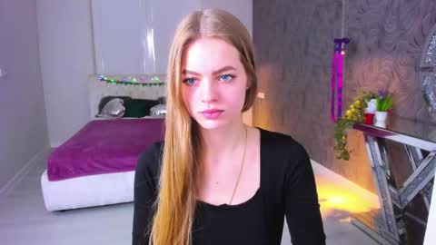 alisa_glamur online show from February 22, 1:55 pm